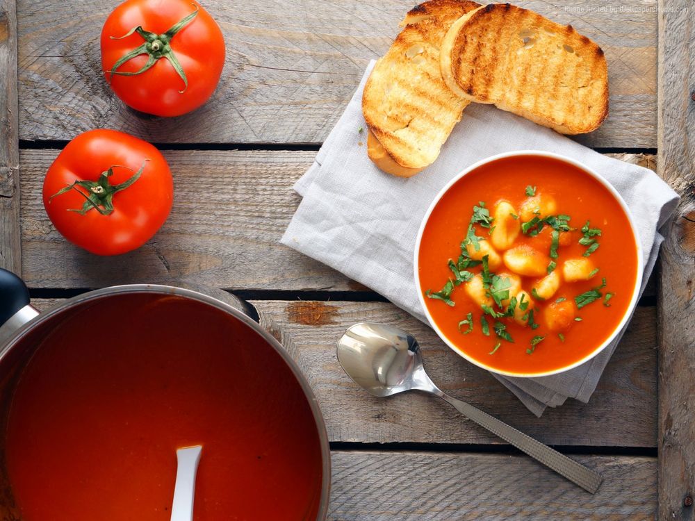 томатный суп с перцем чили