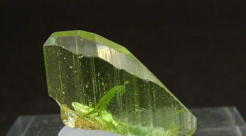 Chrysolite energetics